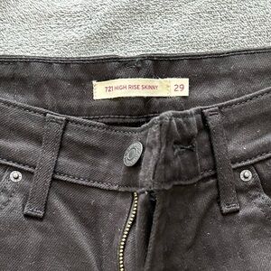 Levi’s 721 High Rise Skinny | 29